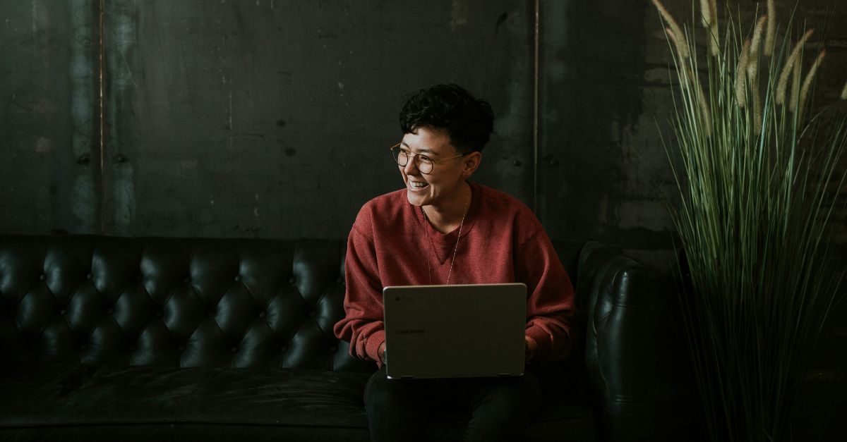 “Mini-retirements” are reshaping work among Singapore’s younger gen - Work-Buddy coworking insights